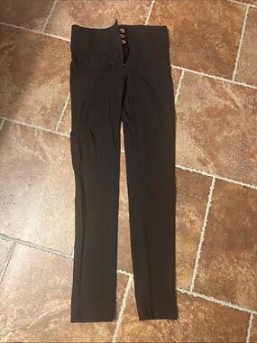 High-Waist Black Skinny Pants with Button-Front Detail